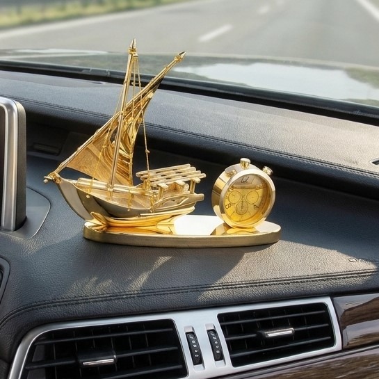 Boat Luxury Dashboard Showpiece With Perfume - Image 2