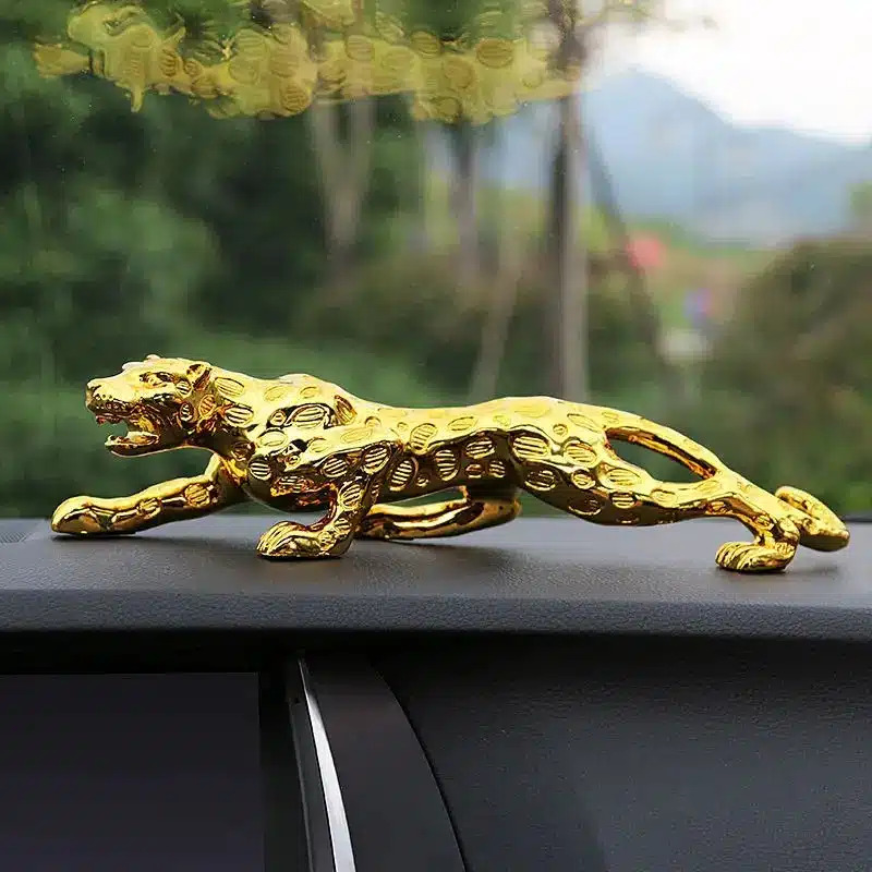 Red Stone Tiger Car Dashboard Showpiece - Image 4